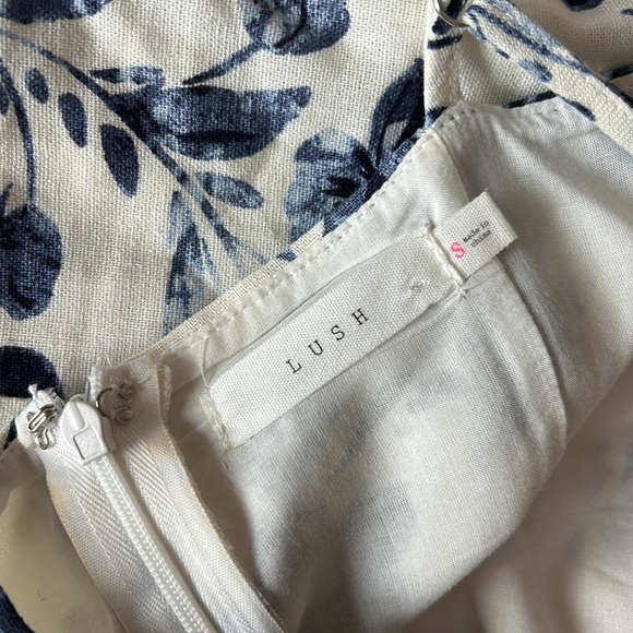 Lush Blue and White Floral Linen Dress - Picture 4 of 4